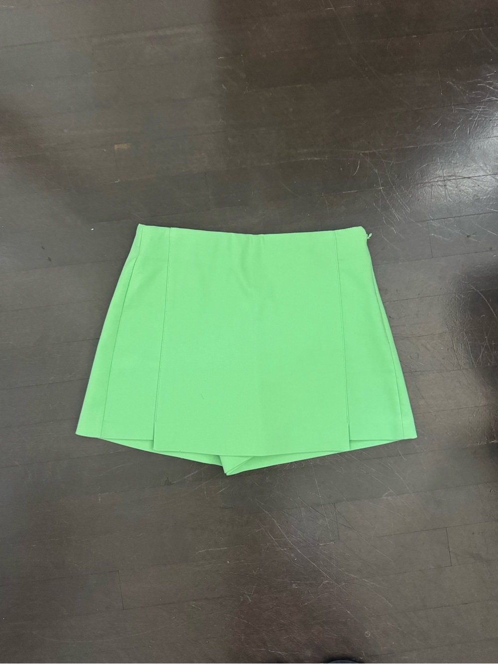 Zara Bright Green High-Waist Skort
